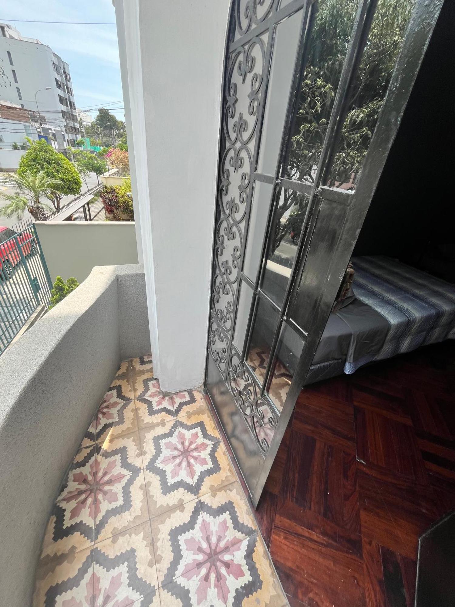 Acacias 1 * Lima